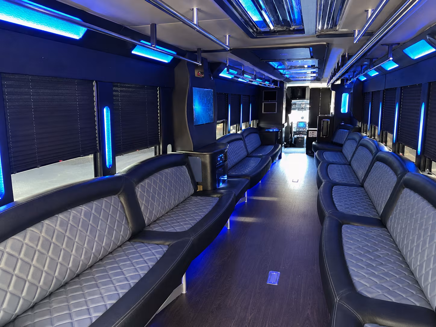 Rent a Bus to Hartford HealthCare Amphitheater