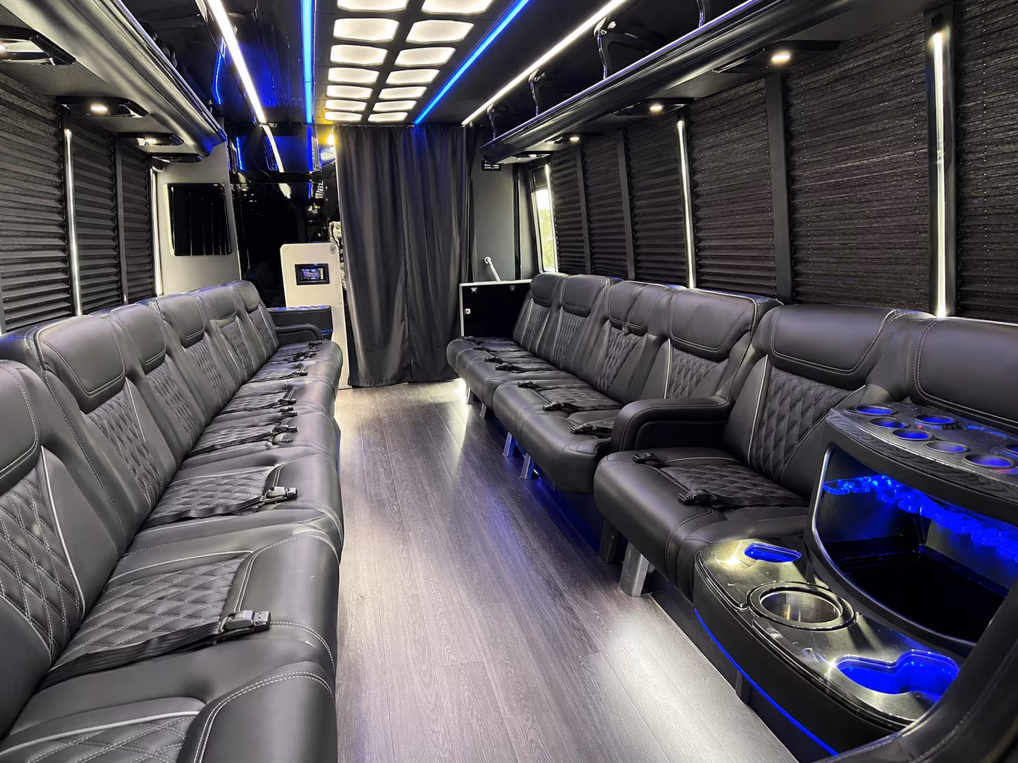 Hartford Homecoming & Prom Party Bus Rentals