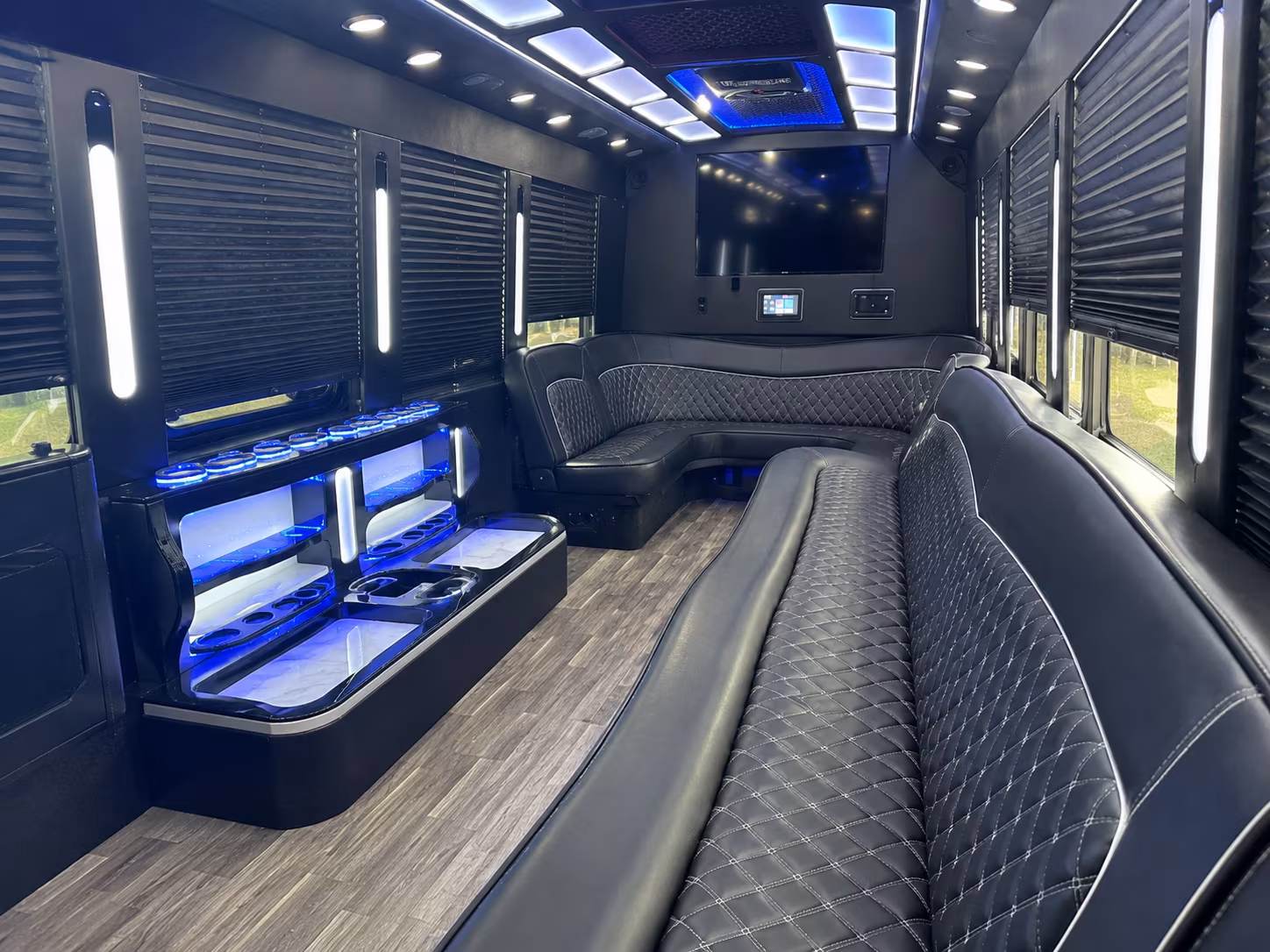 West Hartford Homecoming & Prom Party Bus Rentals